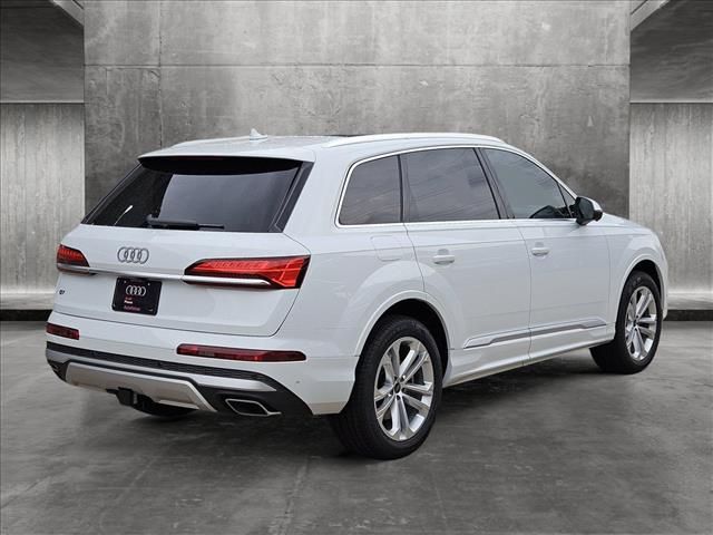 2025 Audi Q7 Premium Plus