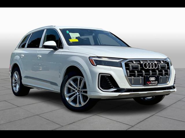 2025 Audi Q7 Premium Plus