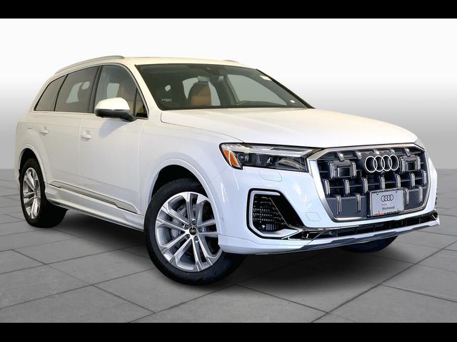 2025 Audi Q7 Premium Plus