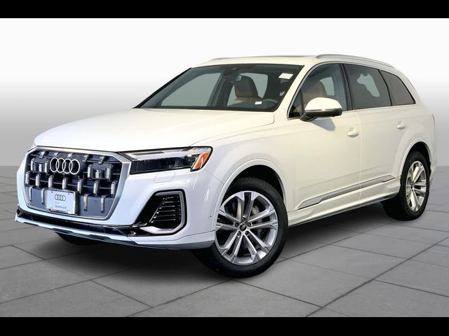 2025 Audi Q7 Premium Plus