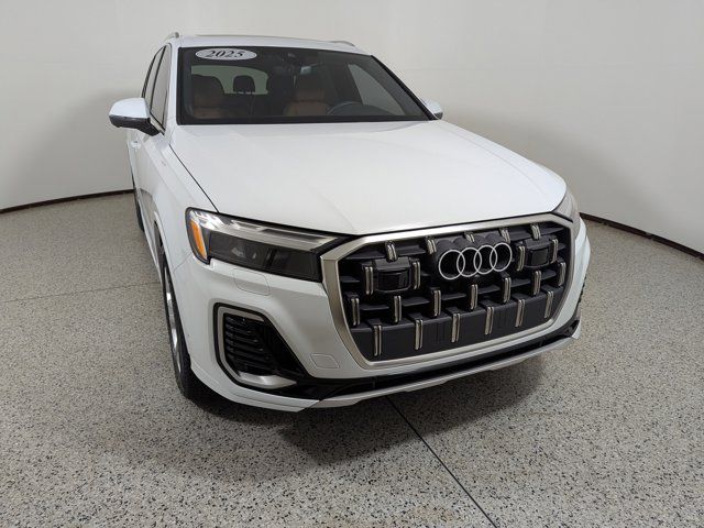 2025 Audi Q7 Premium Plus