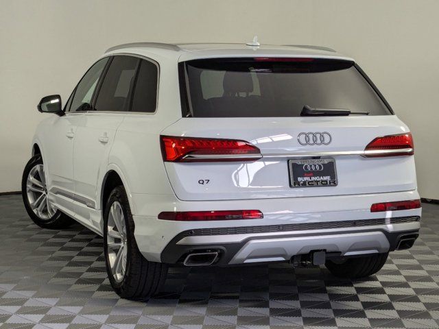 2025 Audi Q7 Premium Plus