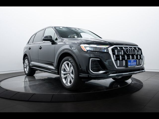 2025 Audi Q7 Premium Plus