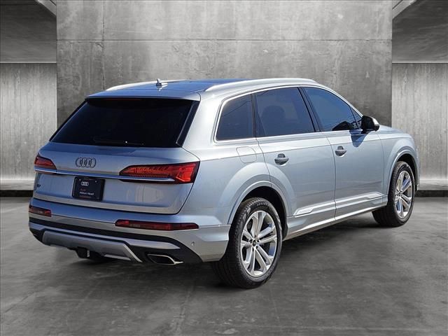 2025 Audi Q7 Premium Plus