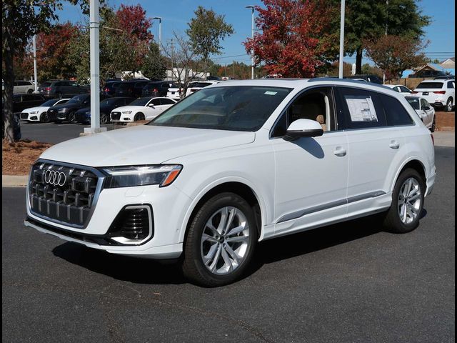 2025 Audi Q7 Premium Plus