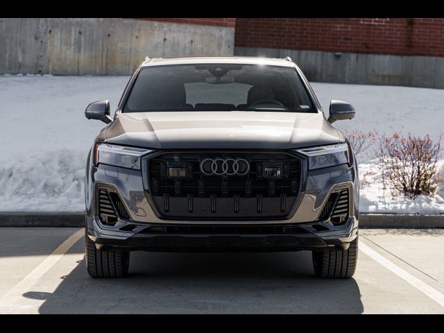 2025 Audi Q7 Premium Plus