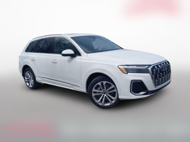 2025 Audi Q7 Premium Plus