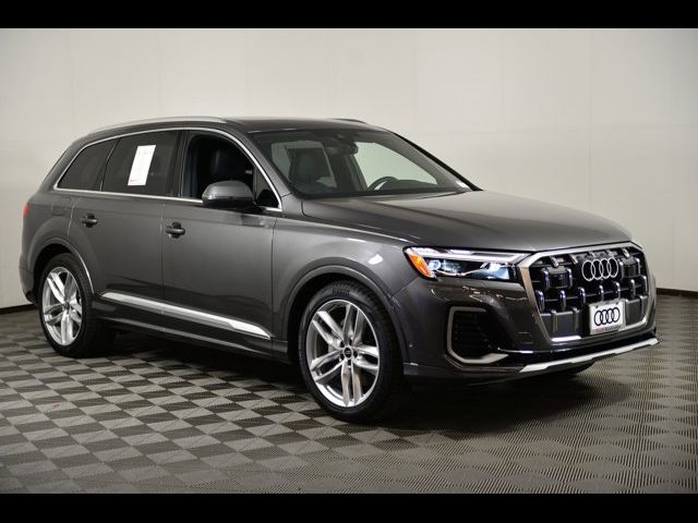 2025 Audi Q7 Premium Plus