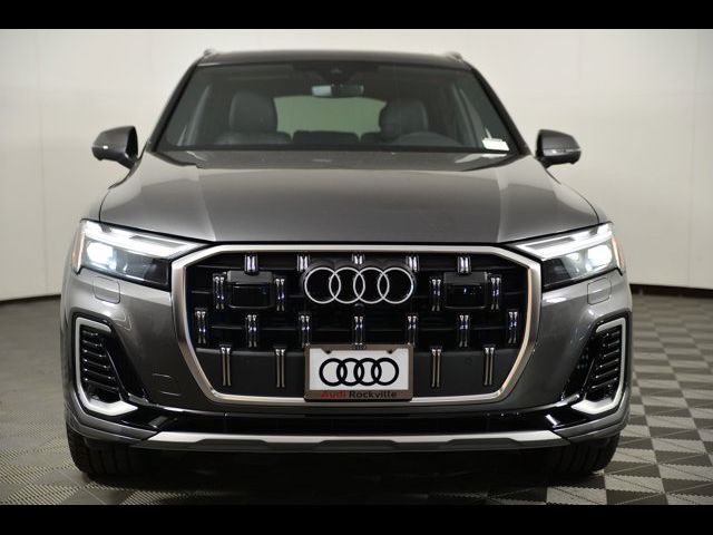 2025 Audi Q7 Premium Plus