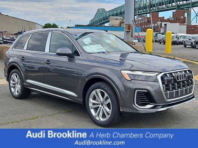 2025 Audi Q7 Premium Plus