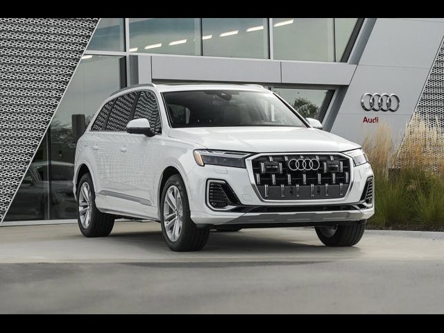 2025 Audi Q7 Premium Plus