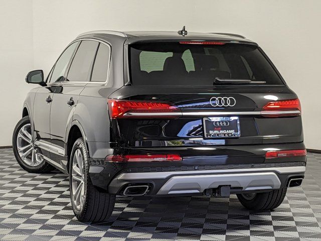 2025 Audi Q7 Premium Plus