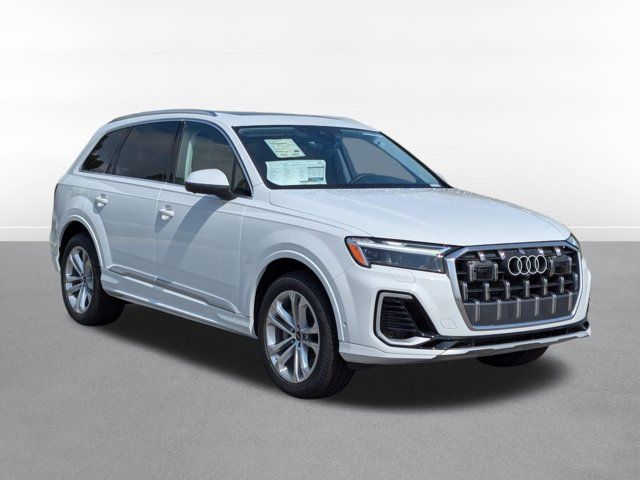 2025 Audi Q7 Premium Plus