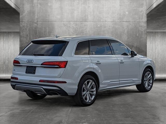 2025 Audi Q7 Premium Plus