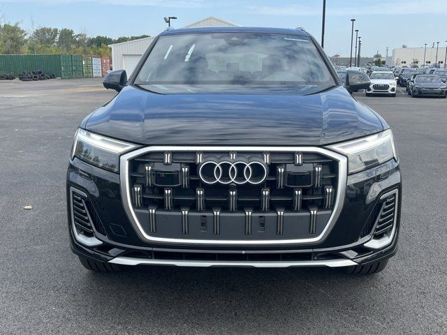 2025 Audi Q7 Premium Plus