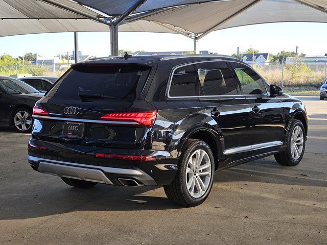 2025 Audi Q7 Premium Plus