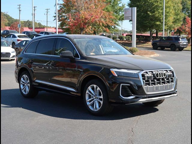 2025 Audi Q7 Premium Plus