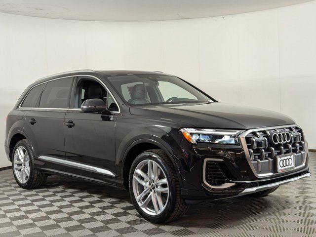 2025 Audi Q7 Premium Plus