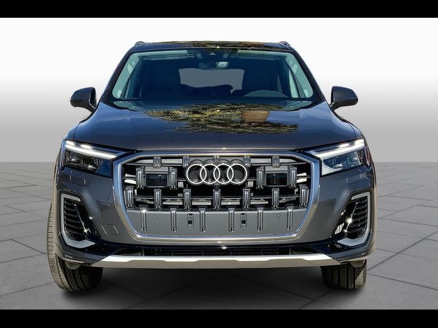 2025 Audi Q7 Premium Plus