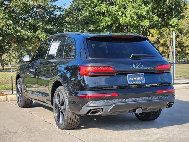 2025 Audi Q7 Premium Plus