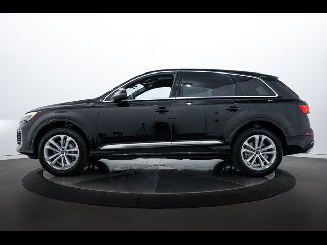 2025 Audi Q7 Premium Plus