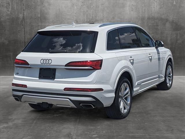 2025 Audi Q7 Premium Plus