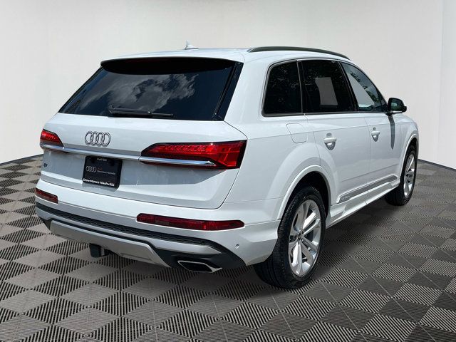 2025 Audi Q7 Premium Plus