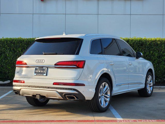 2025 Audi Q7 Premium Plus