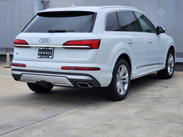 2025 Audi Q7 Premium Plus