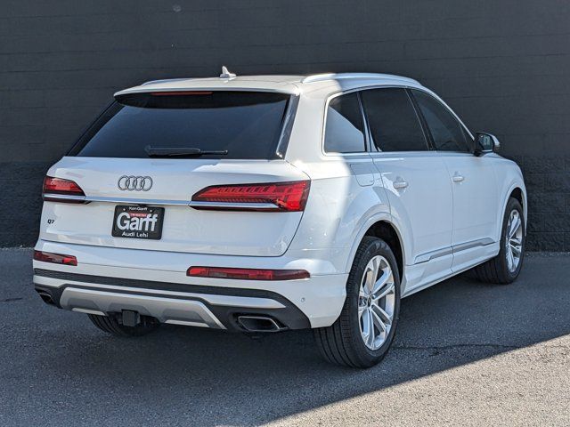 2025 Audi Q7 Premium Plus