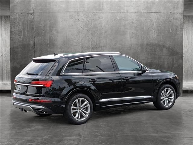 2025 Audi Q7 Premium Plus