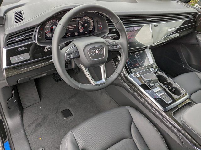 2025 Audi Q7 Premium Plus