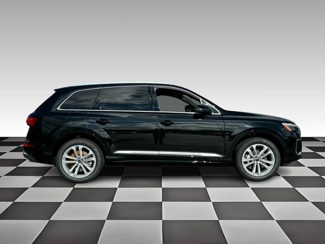 2025 Audi Q7 Premium Plus