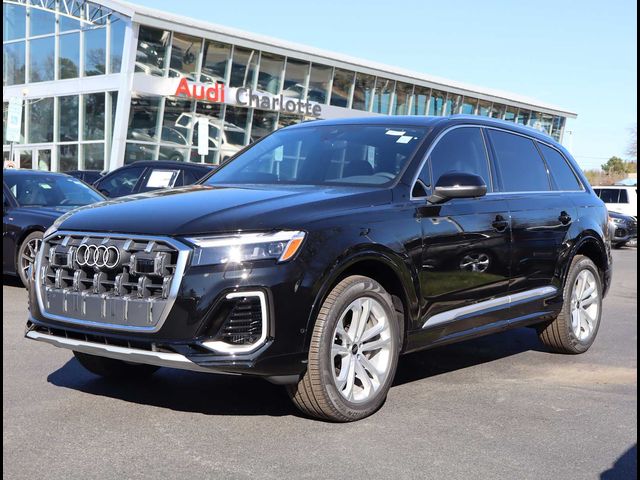 2025 Audi Q7 Premium Plus