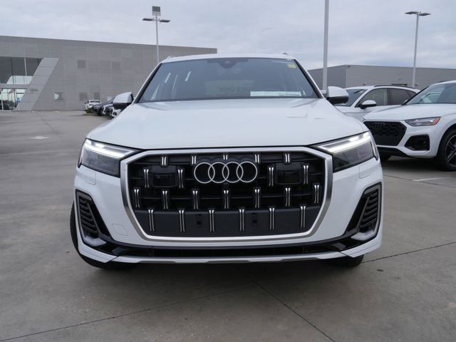 2025 Audi Q7 Premium Plus