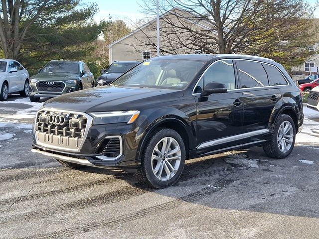 2025 Audi Q7 Premium Plus