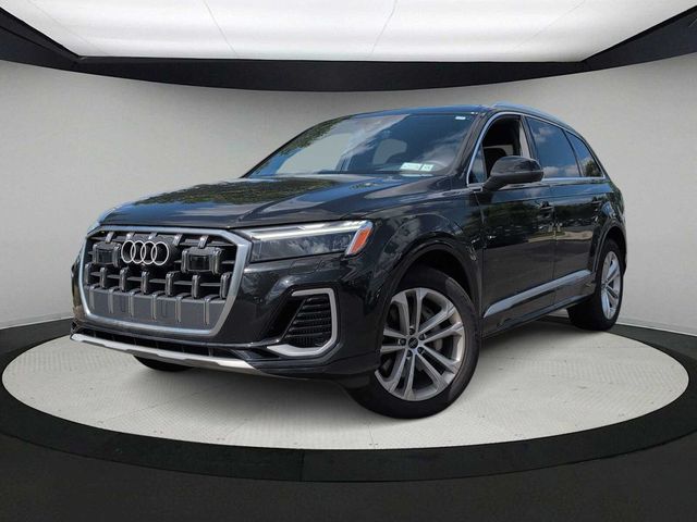 2025 Audi Q7 Premium Plus