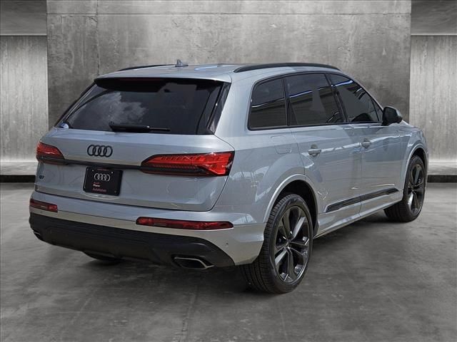 2025 Audi Q7 Premium Plus