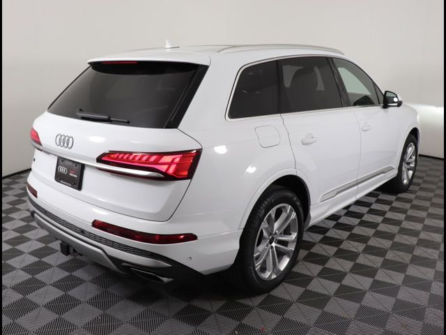 2025 Audi Q7 Premium Plus