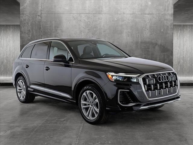 2025 Audi Q7 Premium Plus