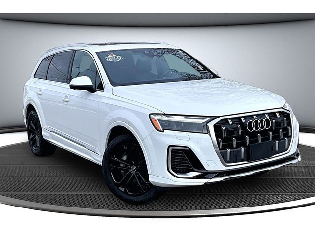 2025 Audi Q7 Premium Plus