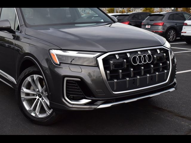 2025 Audi Q7 Premium Plus