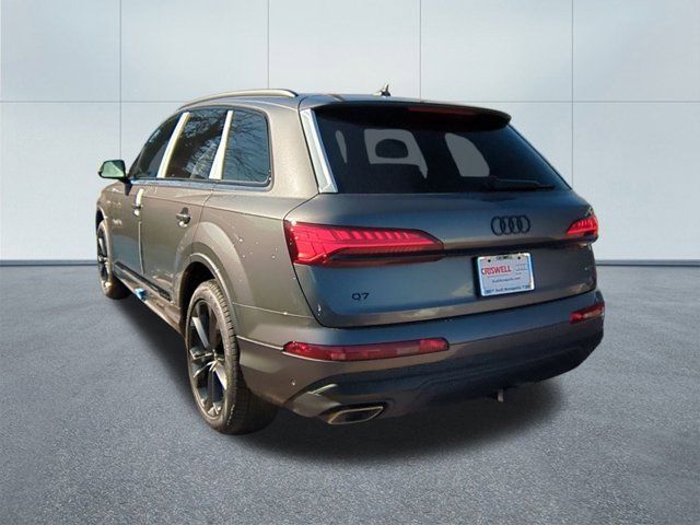 2025 Audi Q7 Premium Plus