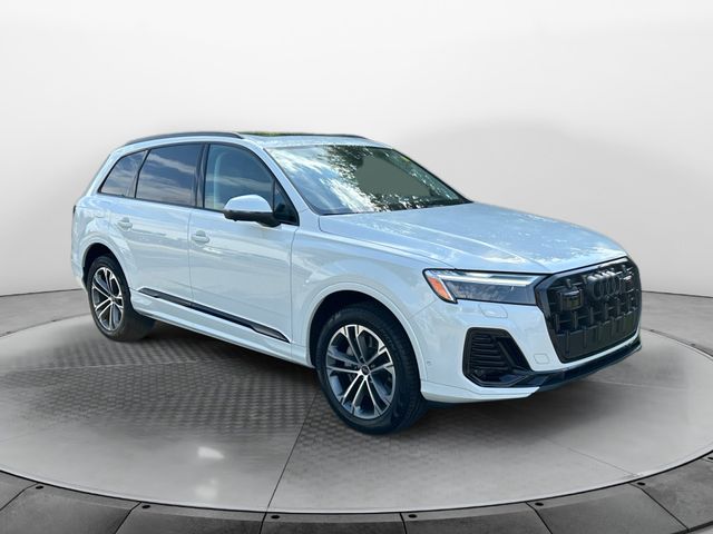 2025 Audi Q7 Premium Plus