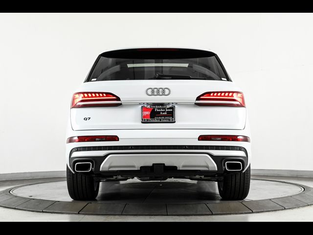 2025 Audi Q7 Premium Plus