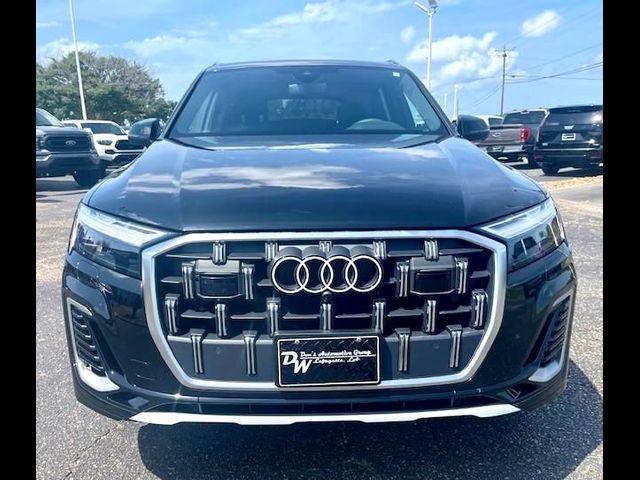 2025 Audi Q7 Premium Plus