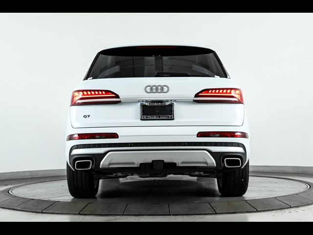 2025 Audi Q7 Premium Plus