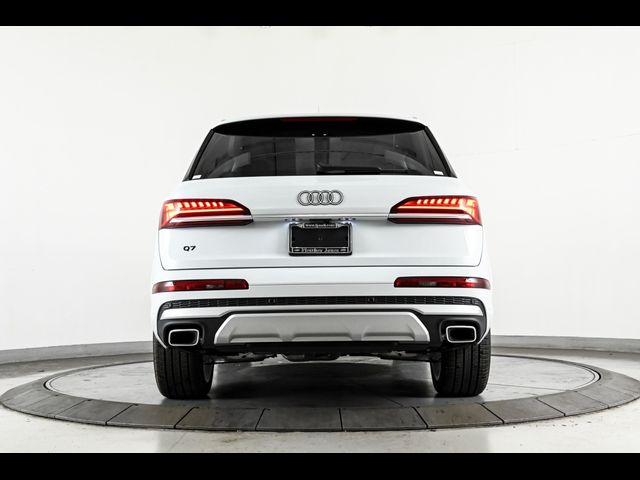 2025 Audi Q7 Premium Plus