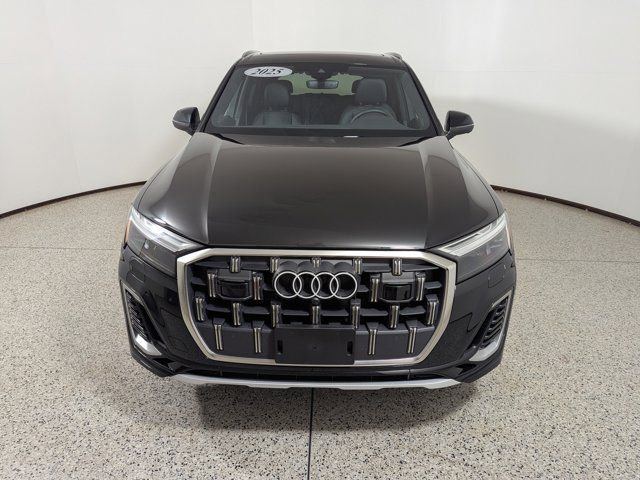 2025 Audi Q7 Premium Plus