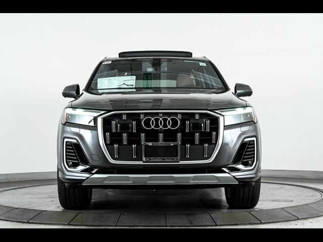 2025 Audi Q7 Premium Plus